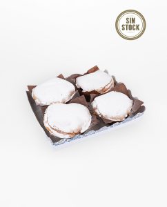 Deliciosos mojicones o gran magdalena de delicado y suave bizcocho con azúcar glas SIN STOCK para comprar online